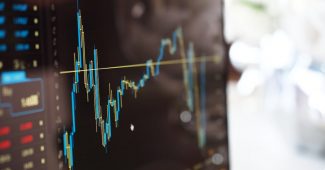 Faire appel à un logiciel de trading