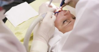 Des soins beaucoup plus avantageux dans les centres dentaires