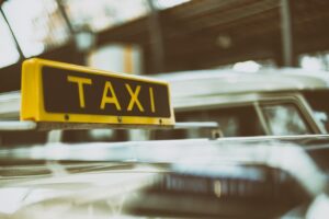 Prendre un taxi